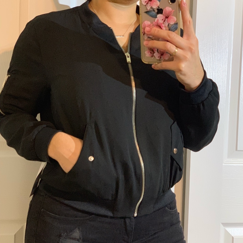 🆕 Zara Bomber Jacket